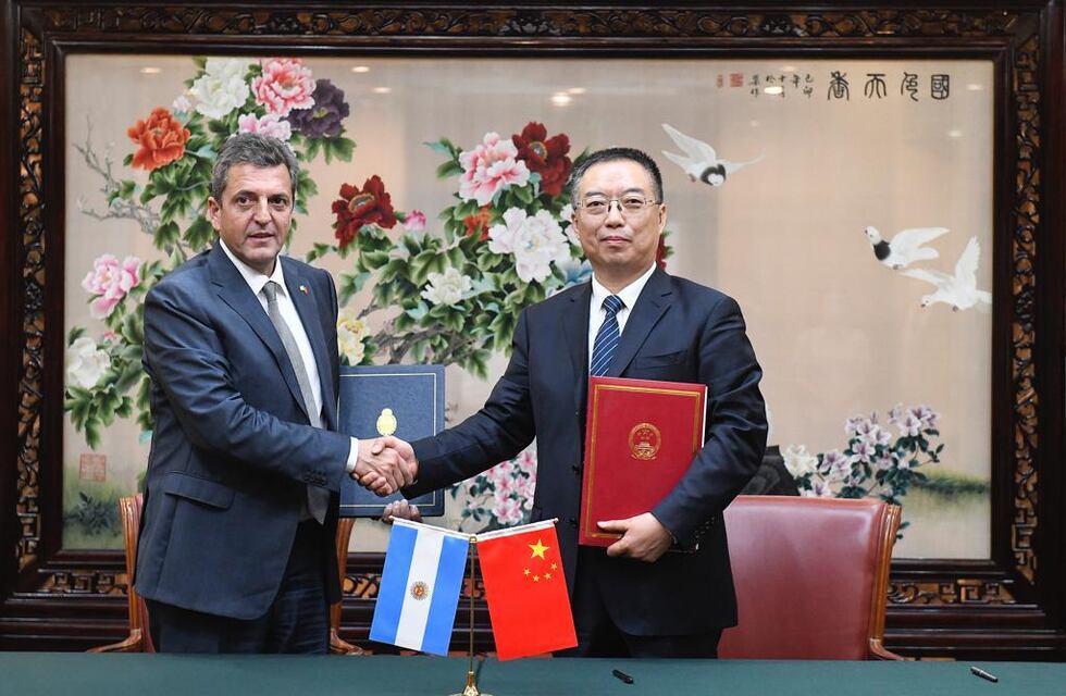 Tras el viaje a China, a Massa sólo le queda el FMI para conseguir dólares frescos