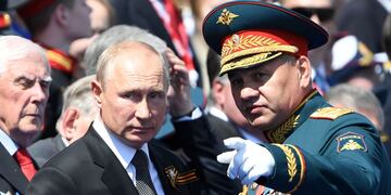 El presidente de Rusia, Vladimir Putin, y el ministro de Defensa de Rusia, Serguéi Shoigú.