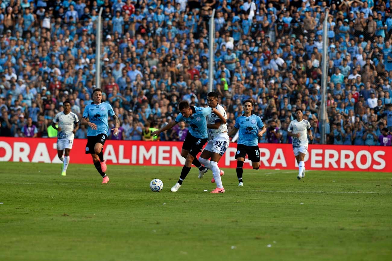 Talleres y Belgrano jugarán el domingo 5 de octubre en el Mario Alberto Kempes. (Ramiro Pereyra /La Voz)