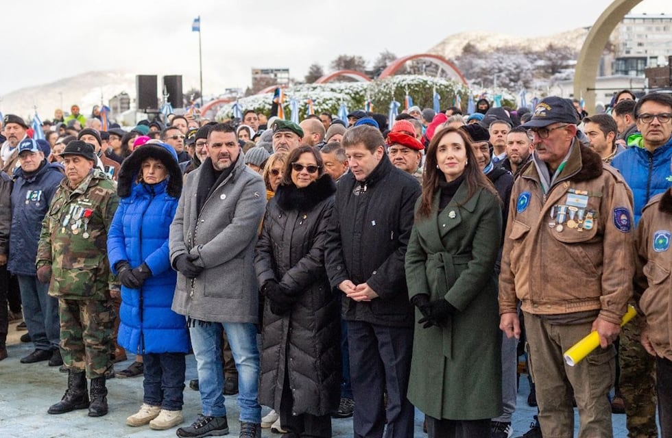 Ushuaia conmemoró el Día de los Caídos en Malvinas con un emotivo homenaje