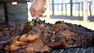 Se atragantó con un bocado de asado y se murió (Facebook)