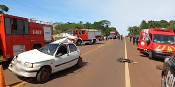 Un colectivo quedó sin frenos y casi provoca una tragedia en Salto Encantado.