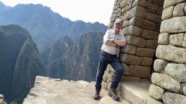 Álvaro Juan Aparicio Díaz se hacía llamar “licenciado Ahú Ari Merek”. (Facebook)