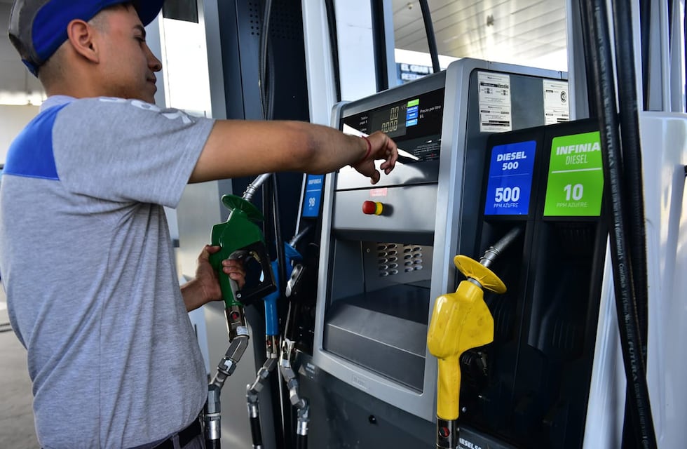 La nafta en Córdoba ya se vende a $966: el nuevo listado de precios de los combustibles