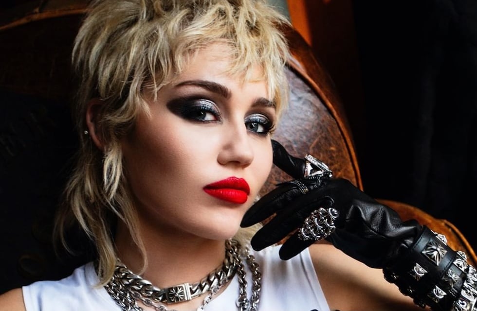 Lollapalooza Argentina: Miley Cyrus y el arriesgado outfit con el que cautivó desde el escenario