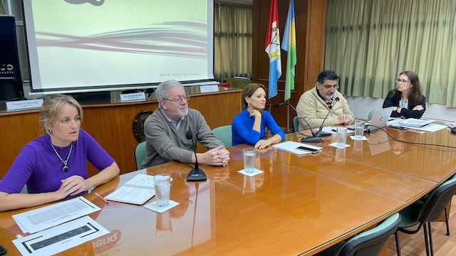 Reunión entre funcionarios del Ejecutivo y Concejales por el aumento de la Tasa