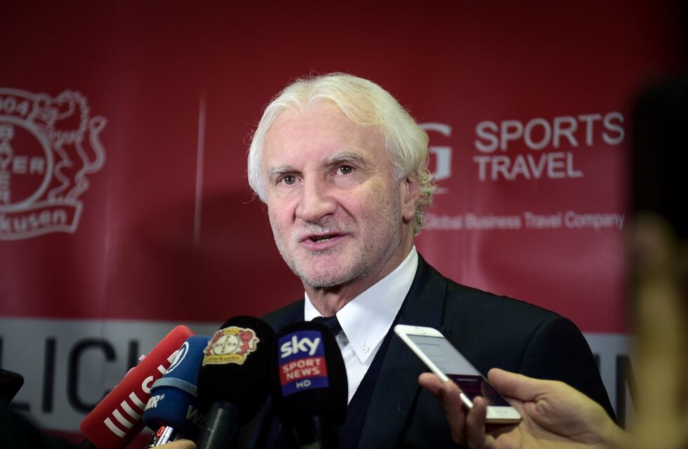 “Me golpeó mucho la muerte de Maradona”, dijo Rudi Völler, campeón con Alemania en Italia ‘90