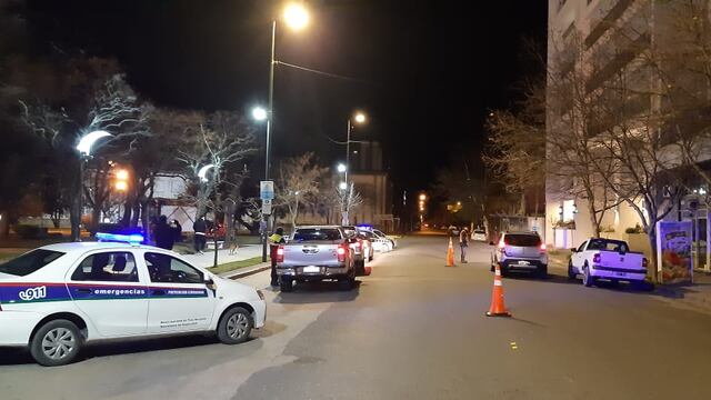 Controles policiales: Cuatro denuncias por fiestas clandestinas y un vehículo secuestrado.