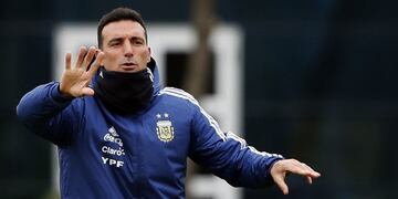 Lionel Scaloni prepara el equipo para enfrentar a Chile.