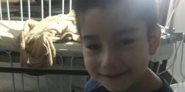 Noah tiene leucemia aguda y necesita comenzar con el tratamiento de quimioterapia
