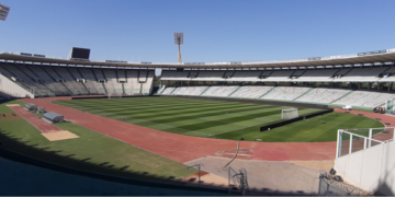 Así luce el campo de juego del Kempes en la previa del partido entre Talleres y River.