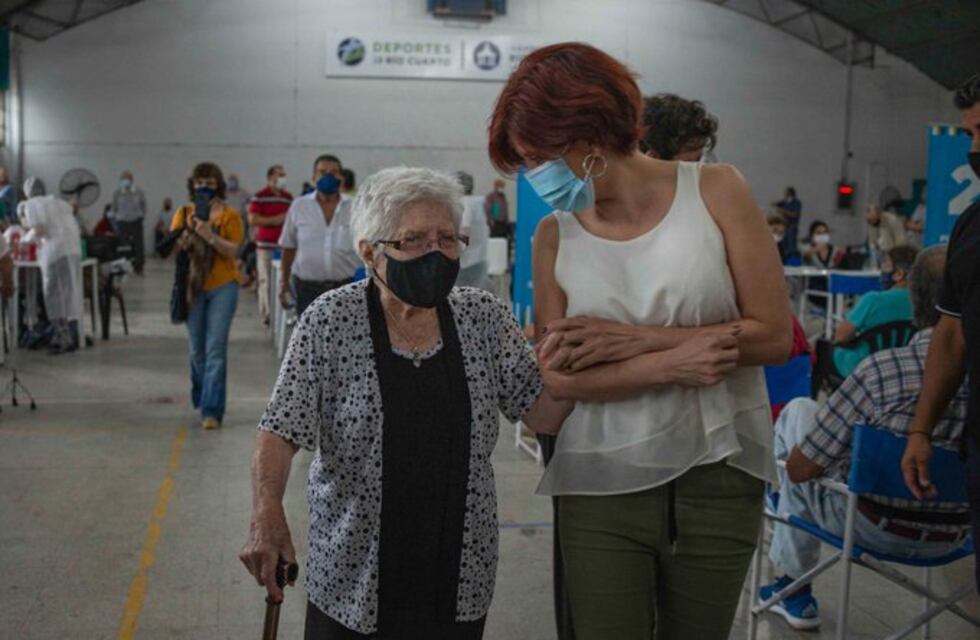 En Córdoba fue vacunado el 5% de la población contra el COVID-19