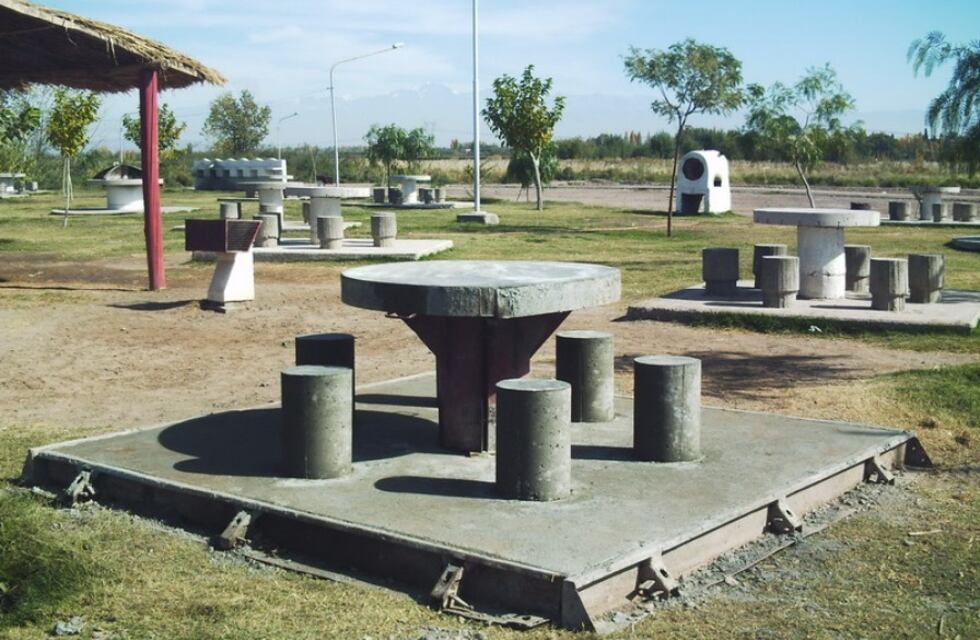 Dos mujeres policías resultaron heridas al tirotearse con delincuentes