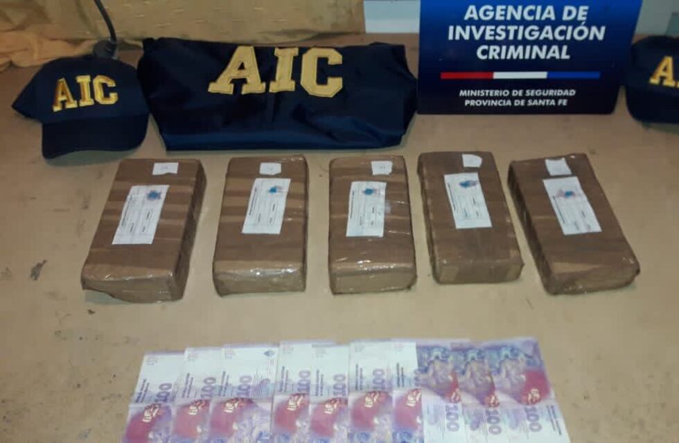 Detienen a un chico de 17 años con 5 kilos de cocaína a bordo de un remís