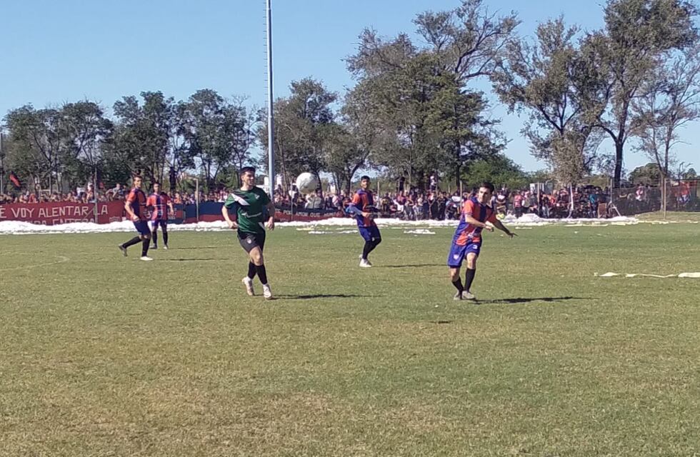 El Clásico de Arroyito terminó empatado 1 a 1 en el Savatero en el mediodía del domingo