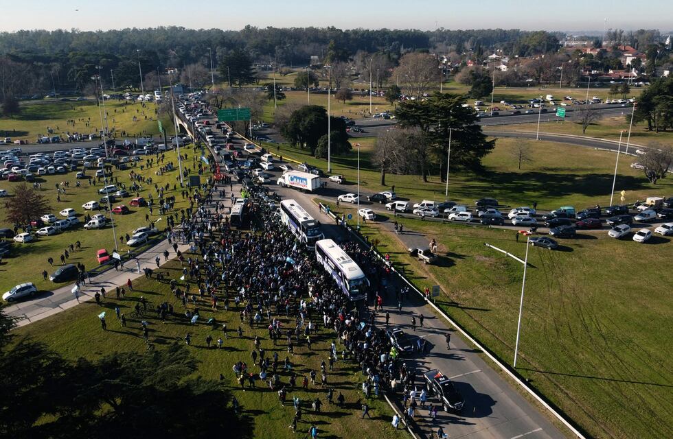 El enorme y emotivo recibimiento a la Selección Argentina en Ezeiza