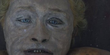 La mujer falleció y en 1960 encontraron el cadáver embalsamado.