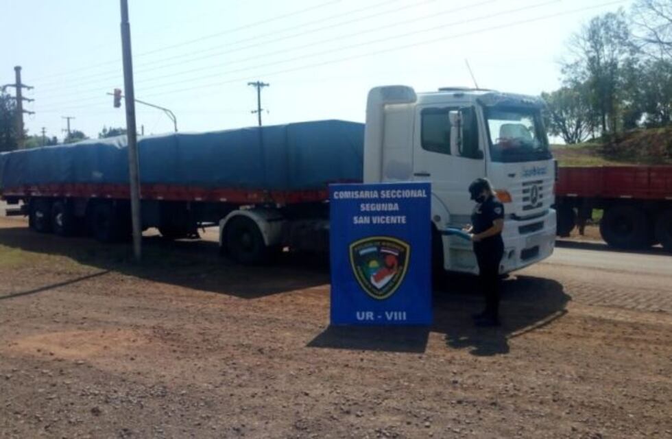 Nuevamente, otra carga de maíz ilegal fue interceptada en San Vicente