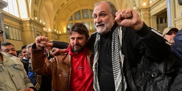 Juntos. Juan Grabois y Eduardo Belliboni, del Polo Obrero. Ambos tendrán participación en las marchas de este viernes.