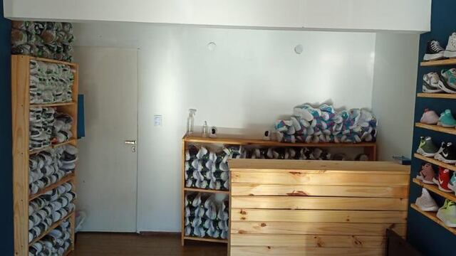 Le robaron a punta de pistola y denuncia poca ayuda de la Policía de Córdoba.