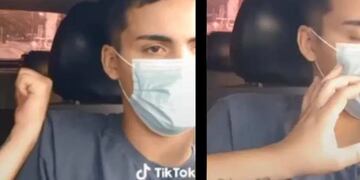 La captura de pantalla de parte del video, donde la joven acosa sexualmente al taxista.