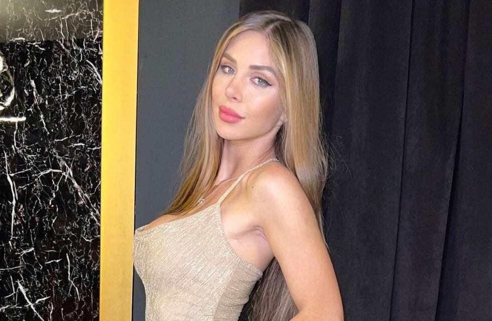 Romina Malaspina recordó el verano con una microbikini dentro de la piscina: “Que ganas”