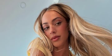 Falda semitransparente y top mega diminuto: Tini Stoessel arrasó con un look veraniego y casi muestra de más