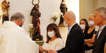 Misa de Pascuas en la Parroquia Del Carmen.