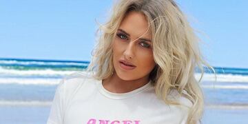 Ellie Jean Coffey triunfa en OnlyFans