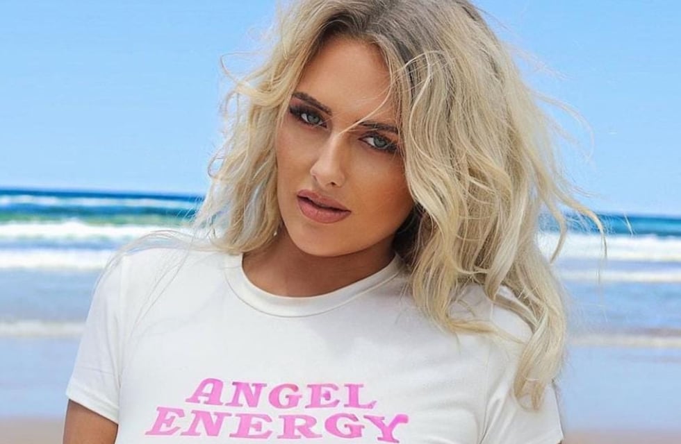 Era una famosa surfista, lo dejó todo por OnlyFans y ahora gana millones por sus fotos