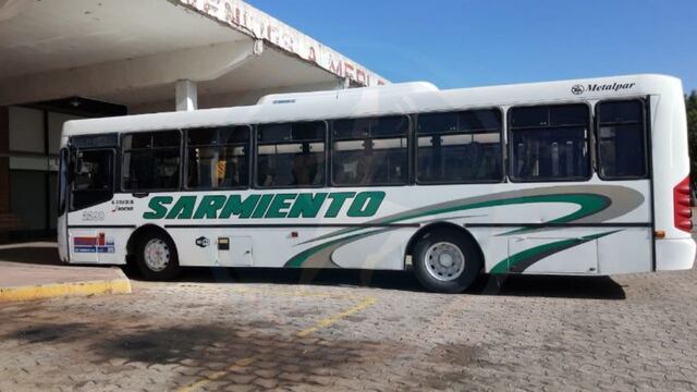 El violento hecho ocurrió dentro de una unidad de la empresa Sarmiento.