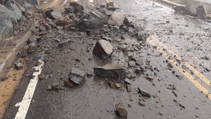 Corte total por desmoronamiento en Córdoba (Policía Caminera).