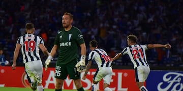 El tanto de Héctor Fértoli fue el primero de Talleres en la Copa 2022. (Facundo Luque / La Voz)
