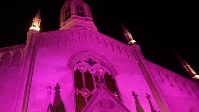 En las escalinatas de la histórica iglesia de San Vicente Ferrer de Godoy Cruz interpretarán obras alusivas a la celebración navideña.