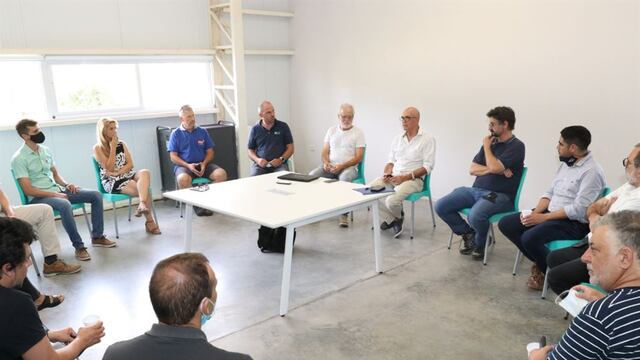 Reunión entre empresarios industriales rafaelinos y el viceministro de Educación, Víctor Debloc