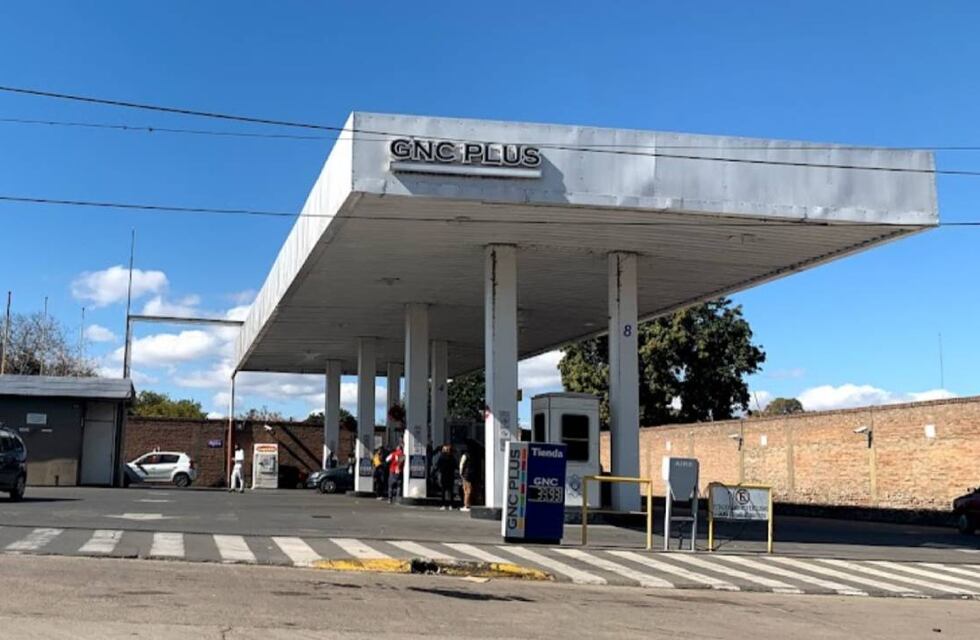 No sólo en Rosario: balearon estación de servicio de Villa Gobernador Gálvez
