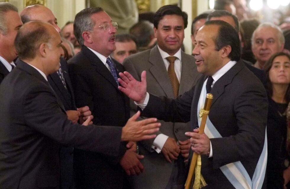 El “polémico” gabinete de Adolfo Rodríguez Saá, a 20 años de la crisis del 2001