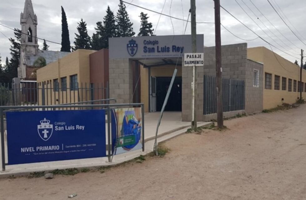 El enojo de madres y padres por el aumento de la cuota de un colegio de San Luis