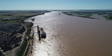 La Nación no realizará obras para ampliar la navegación al norte de Timbúes.