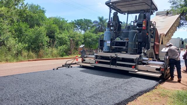 Alem: realizan bacheo y repavimentación de la Ruta Provincial Nº 225