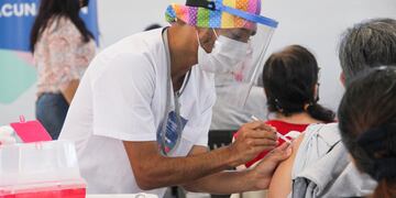 Vacunación contra el coronavirus en Santa Fe. (Gobierno de Santa Fe)