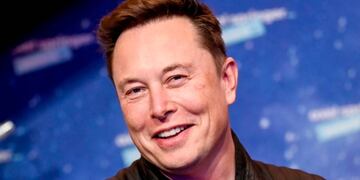 Siete habitaciones, una sala de música y una imponente biblioteca: así era la lujosa propiedad de Elon Musk de estilo colonial