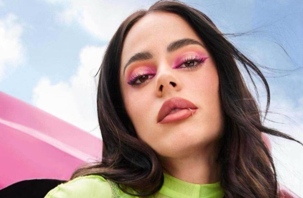 Tini Stoessel reveló el insólito objeto que no puede faltar en su cartera y los múltiples usos que le da