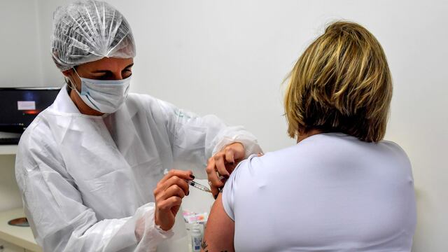 Vacuna contra el coronavirus (Nelson Almeida/AFP)