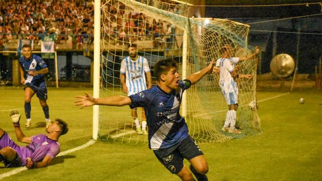 Sola festejó el gol en Gualeguaychú