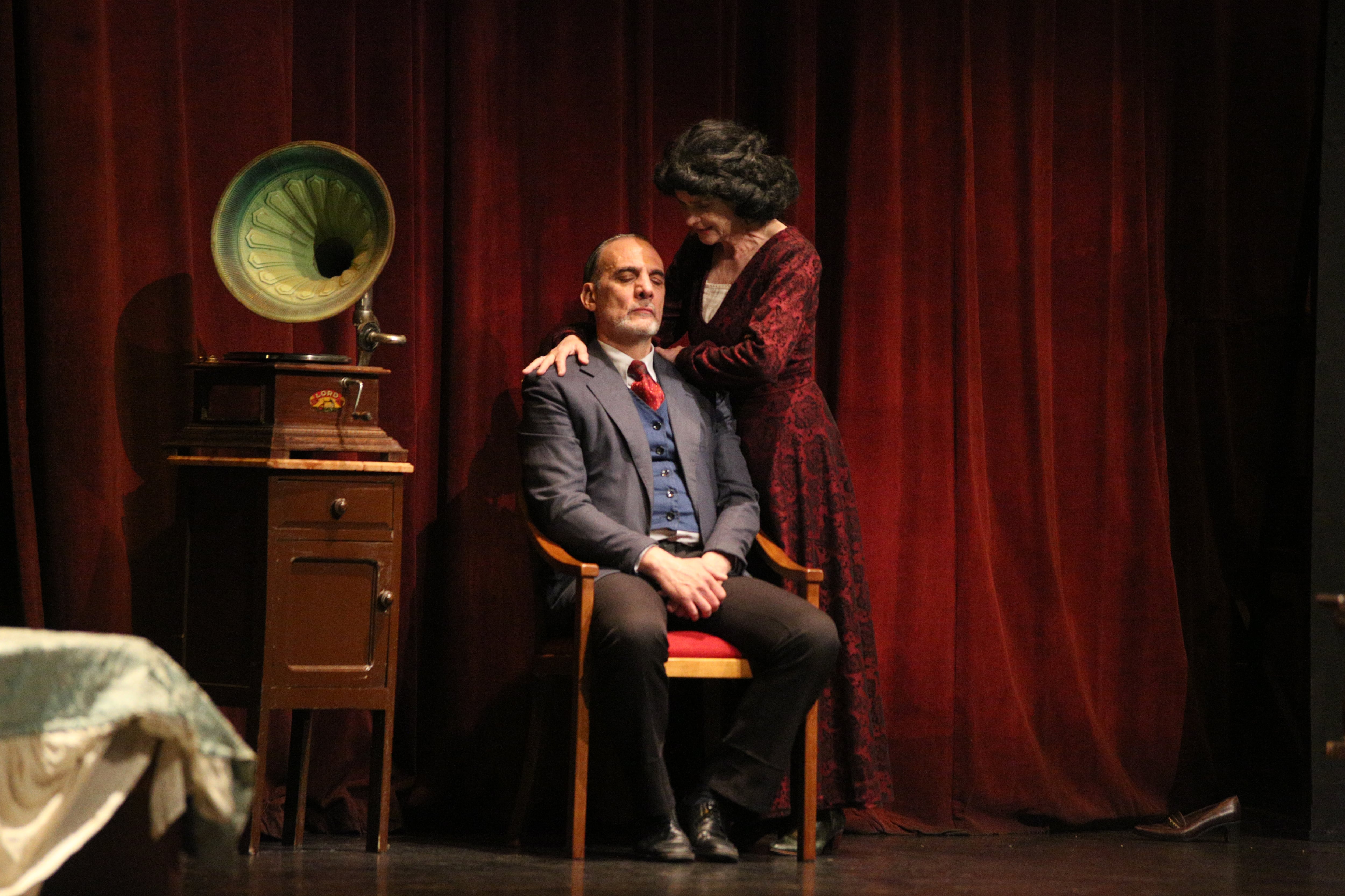 Silvia Kutika y Fabio Aste en El cuarto de Verónica. Foto: prensa