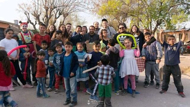 La biblioteca Popular ubicada en el barrio 26 de enero cuenta con cerca de 15 voluntarios.