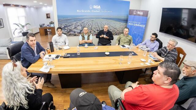 Presentaron el programa de “Asistencia financiera para licenciatarios de Taxi”