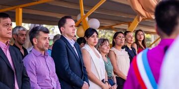 Ministro de Educación destacó la importancia de la educación en el crecimiento personal.