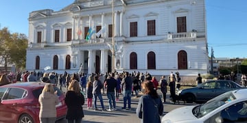 Comerciantes azuleños protestaron en la Plaza San Martín
